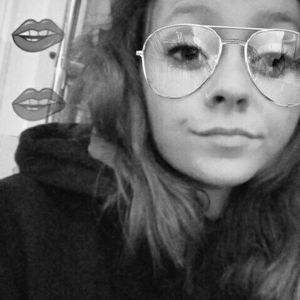 Meet your Posher, Gabrielle